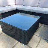 Ensemble de patio extérieur en osier – 1 table et 6 sofas – Collection Lynn (Disponible en 4 couleurs)