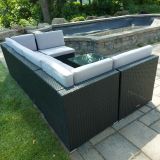 Ensemble de patio extérieur en osier – 1 table et 6 sofas – Collection Lynn (Disponible en 4 couleurs)