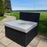 Ensemble de patio extérieur en osier – 1 table et 6 sofas – Collection Lynn (Disponible en 4 couleurs)