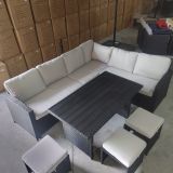 Ensemble de patio extérieur de luxe – 1 table (dessus en composite), 3 causeuses et 3 poufs – Collection Lynn (Disponible en 4 couleurs) en prévente disponible début mai 2026 en cadeau une chaise longue sur ramassage a notre entrepôt