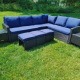Ensemble de patio extérieur – 3 causeuses, 3 poufs et 2 tables d&rsquo;appoint (dessus en verre) – Collection Lynn (Disponible en 4 couleurs) en prévente disponible mai 2026 en cadeau une chaise longue sur ramassage a notre entrepôt